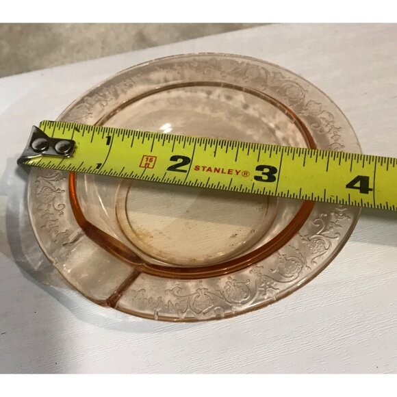 Vintage Pink Depression Glass Ashtray With Floral Etching - Picture 5 of 6